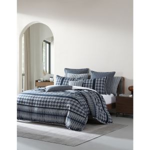 PRIVATE COLLECTION BOYD INK QUEEN QUILT COVER SET