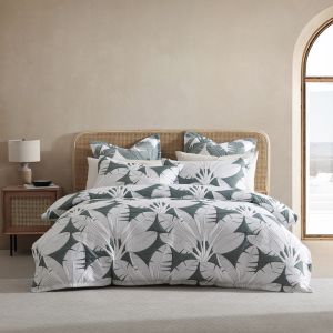 PLATINUM LAGOS OLIVE KING QUILT COVER SET